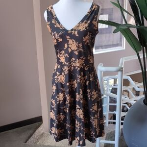 Black Sleeveless A-Line Midi Dress with V-Neck